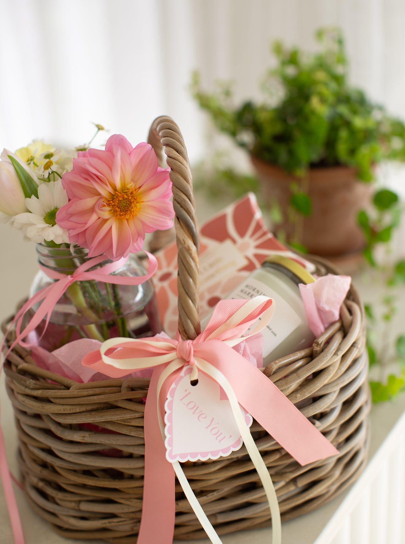 Love You Gift Basket - Posy Mae