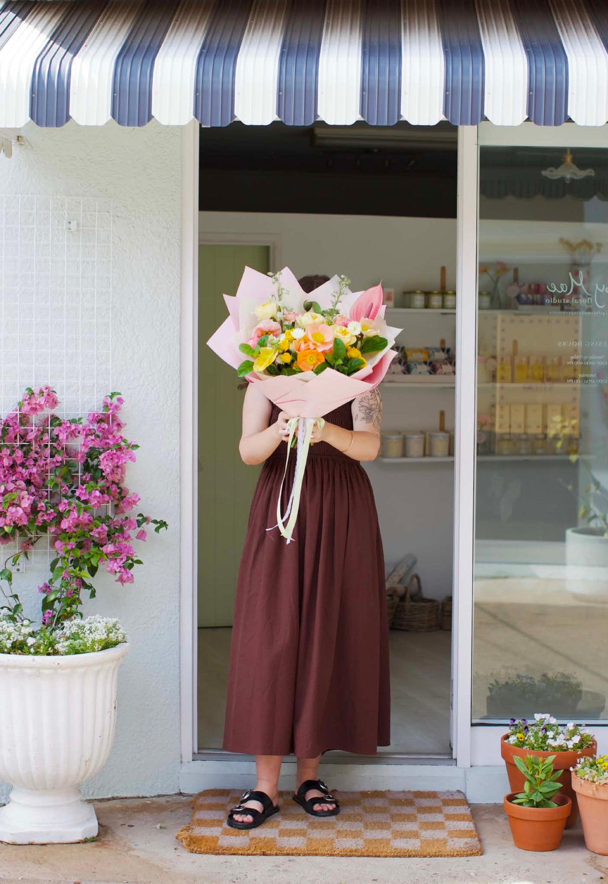 STUNNER – Luxury Flowers Bundaberg - Posy Mae
